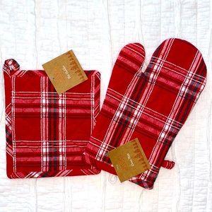 NEW Farmhouse Style Oven Mitt And Pot Holder Set
